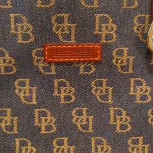 Dooney & Bourke Purse